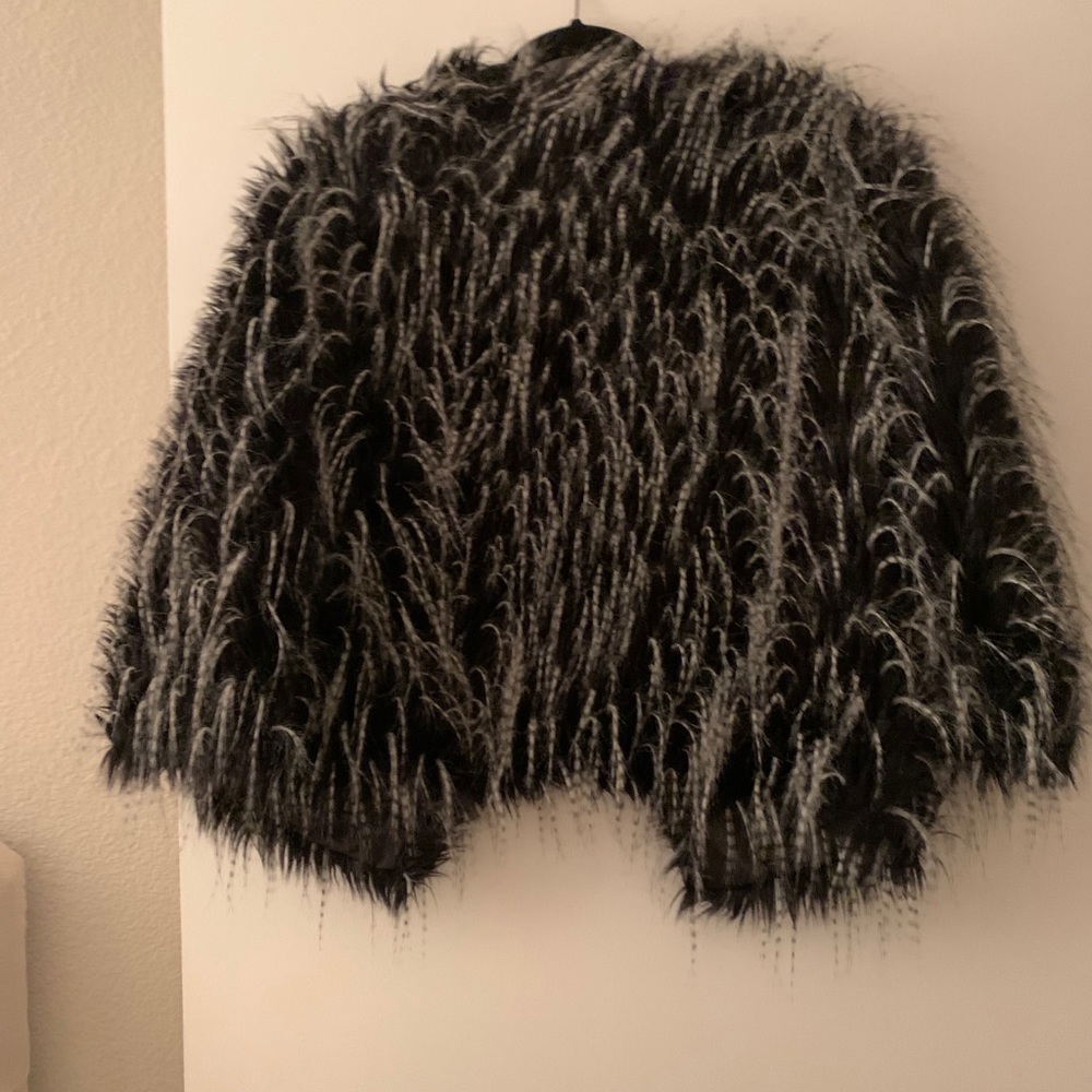 Navie Jacket - Picture 2 of 5